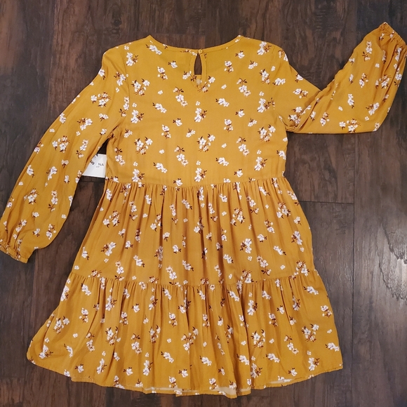 Arizona Women's NWT Size XL 18.5 Plus Long Sleeve Floral Mini Dress - Picture 5 of 10